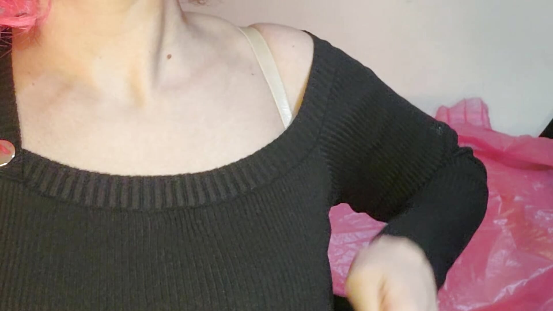 My big natural tits and pussy mask: A solo show just for you! - video by REAL-BigBoobCat cam model