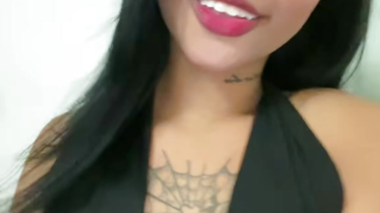 🤭 - Video von PauleteW10 Cam-Model