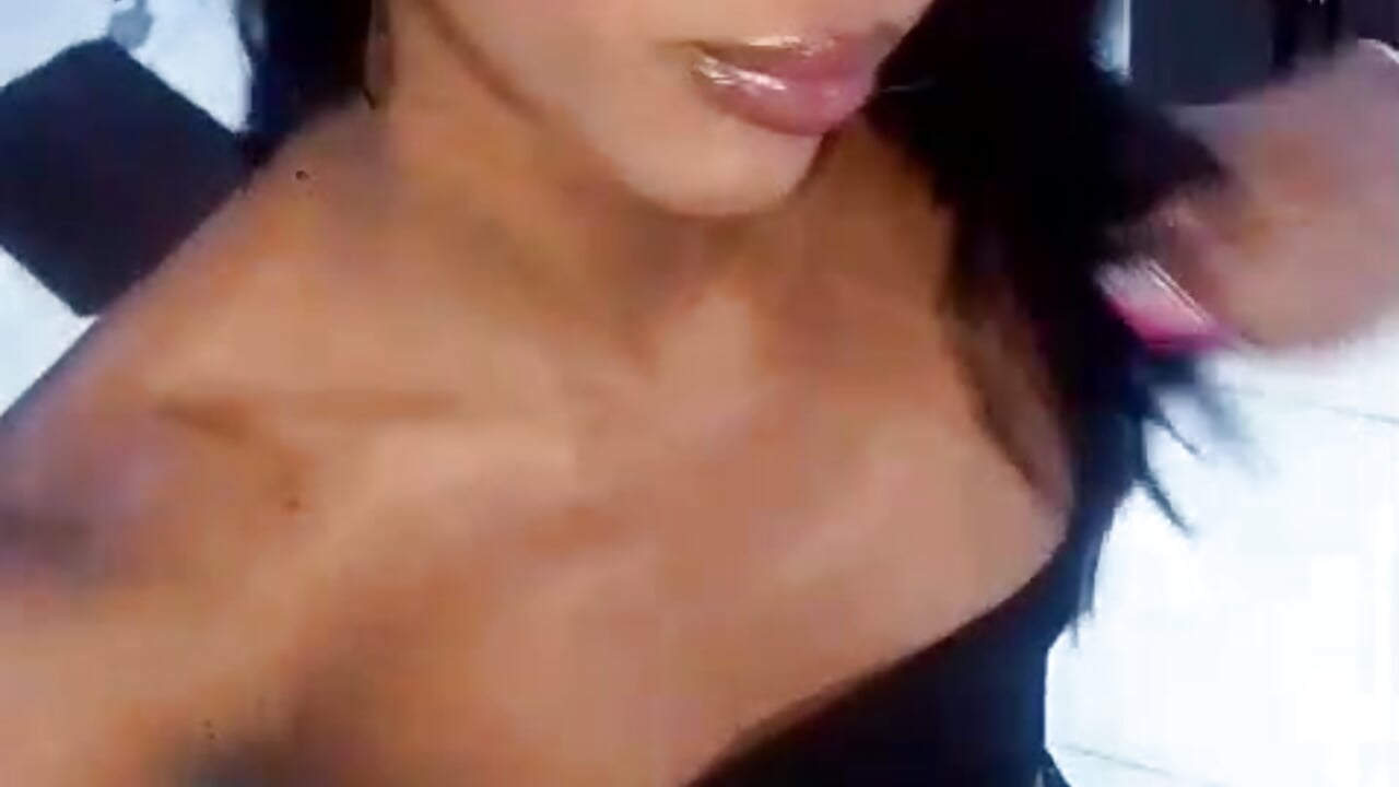 Cayetana_Black – Populær cam-modelvideo 4714