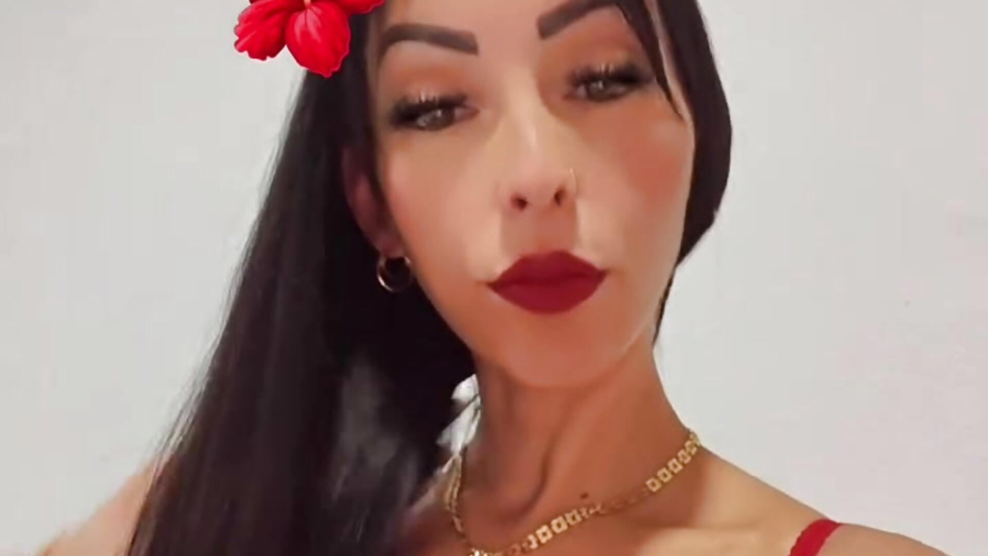 Red - DuoLatinoLive adlı kamera modelinin videosu