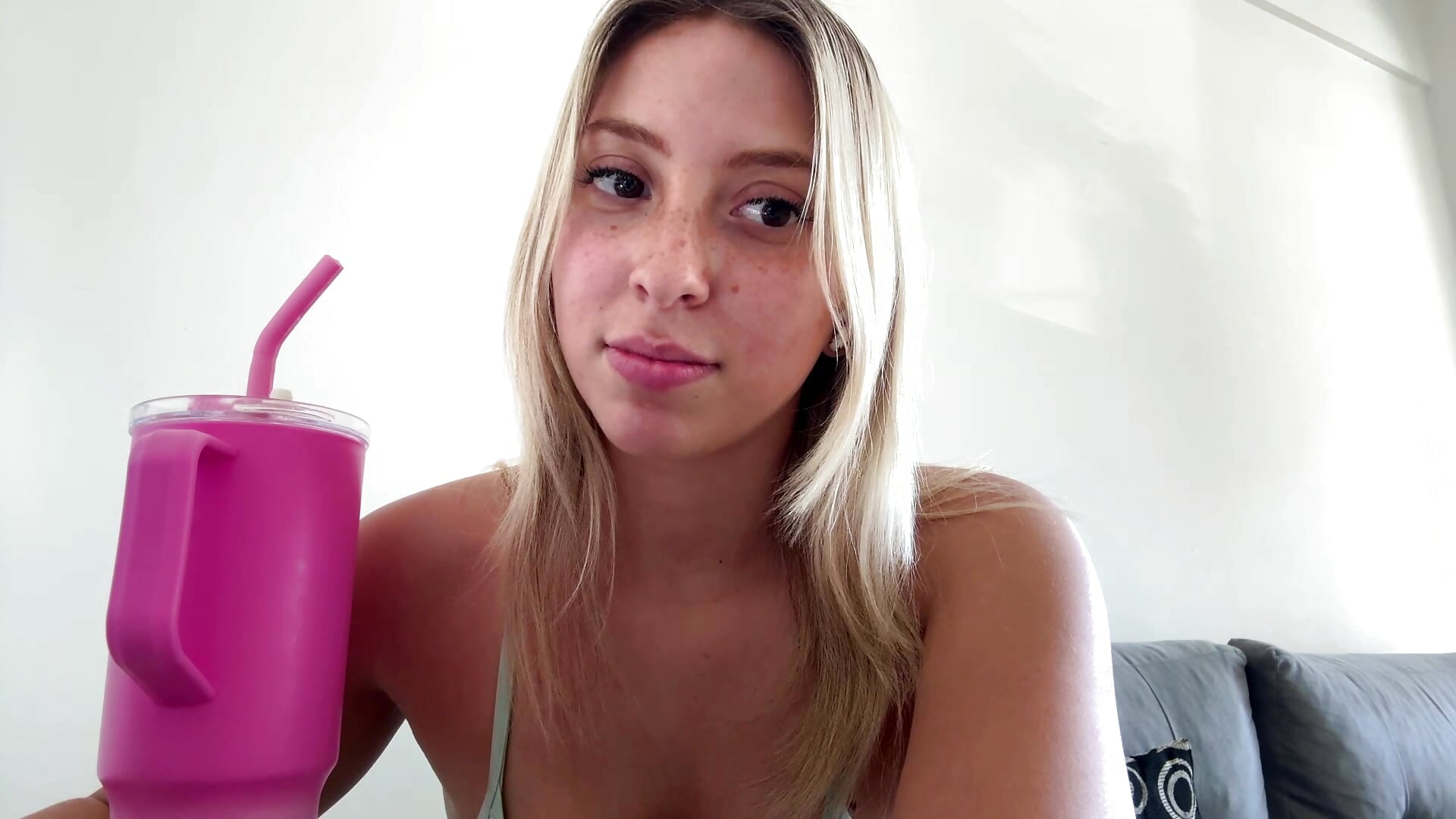 my first video ❤️ - βίντεο μοντέλου ShontaStrite