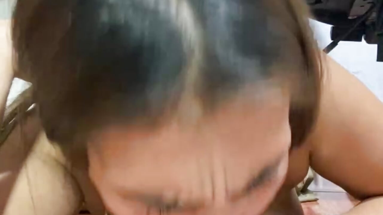 deepthroath with saliva - video van DulceRodriguez1 cam-model