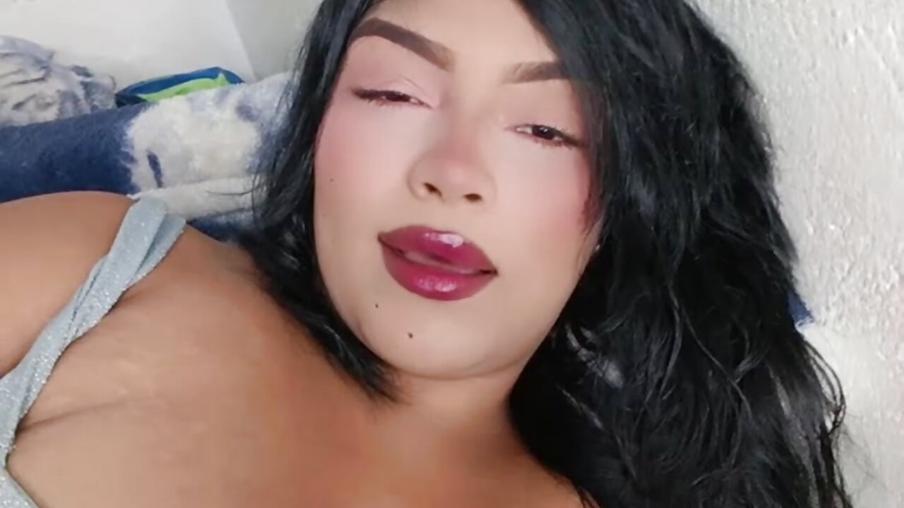 🫠 - video by angela_sex_x cam model