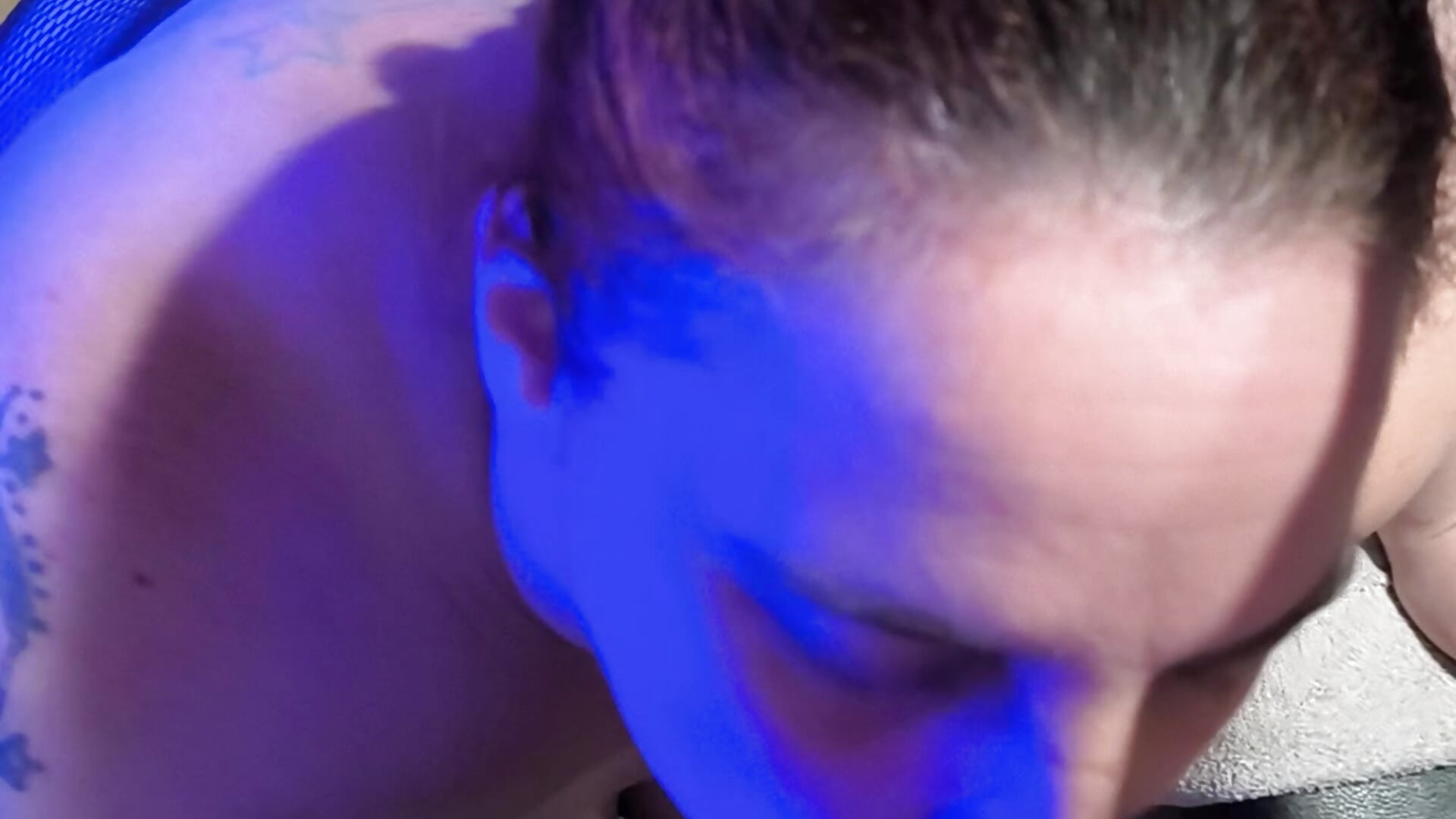Cumshot ins Gesicht