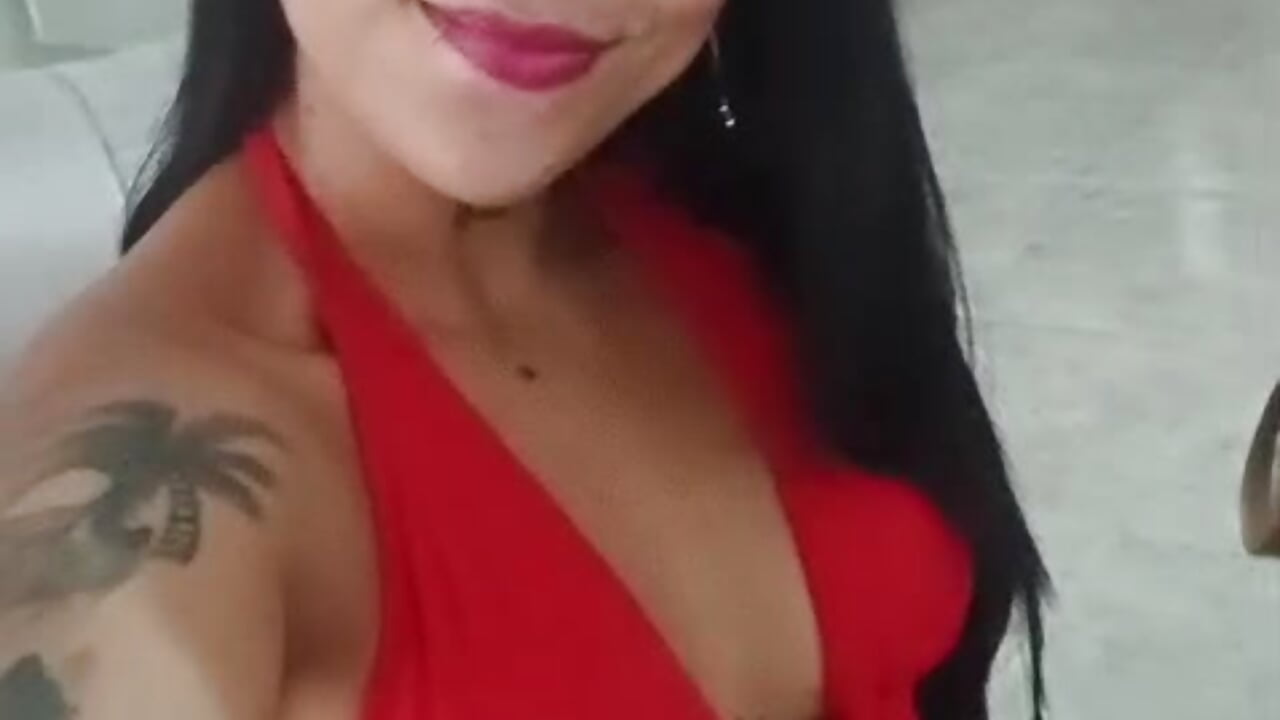 kisses - video by Karlakiss_t cam model