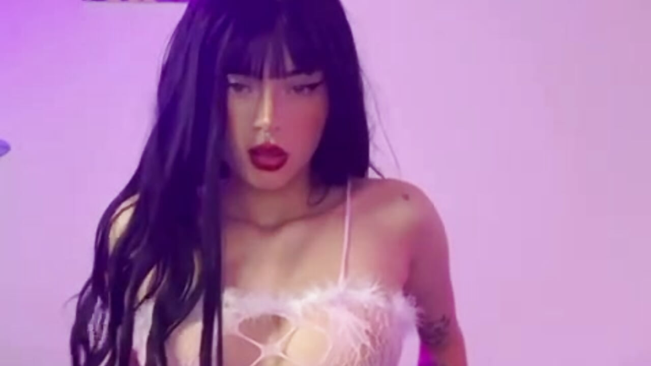 yours - відео від вебкаммоделі ScarlettMady