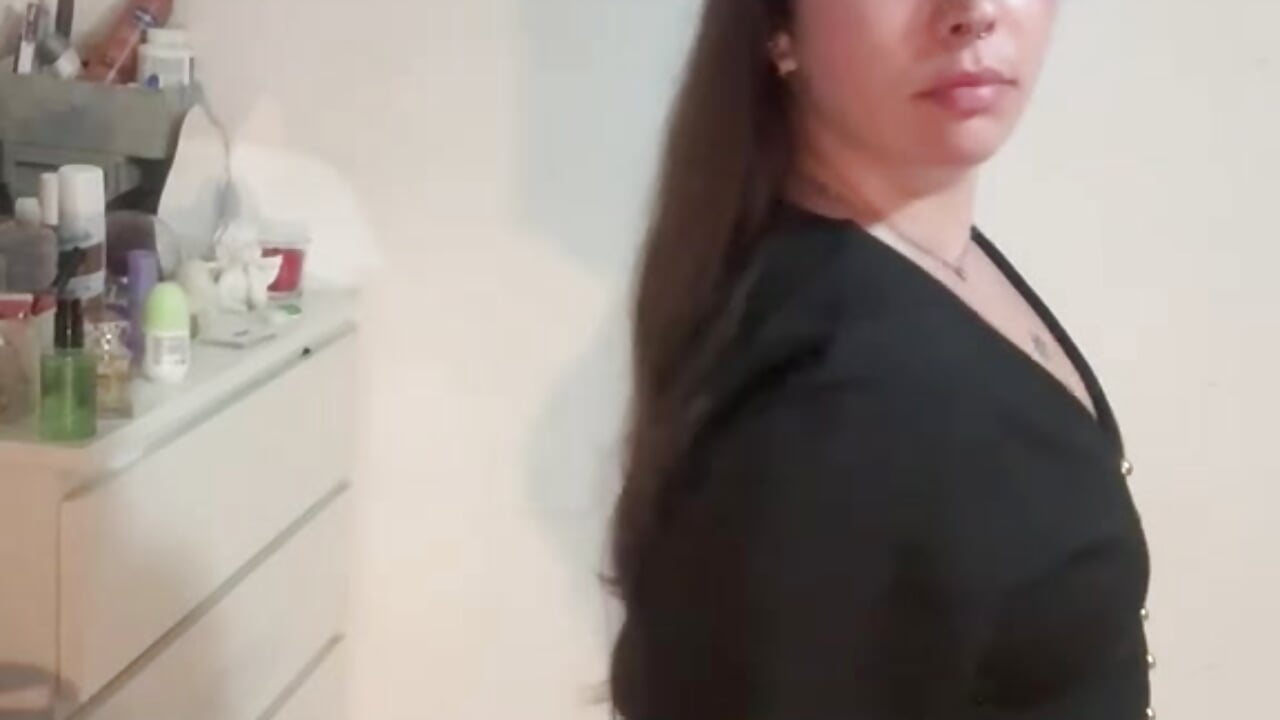 just a peek - video by ineesdelrey cam model