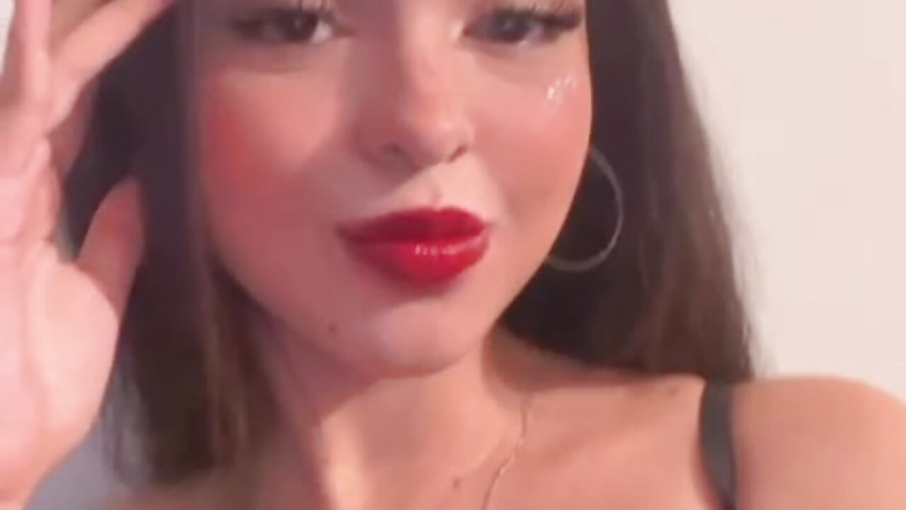 VID-20251231-WA0091 - video di Lizz777 modella di cam