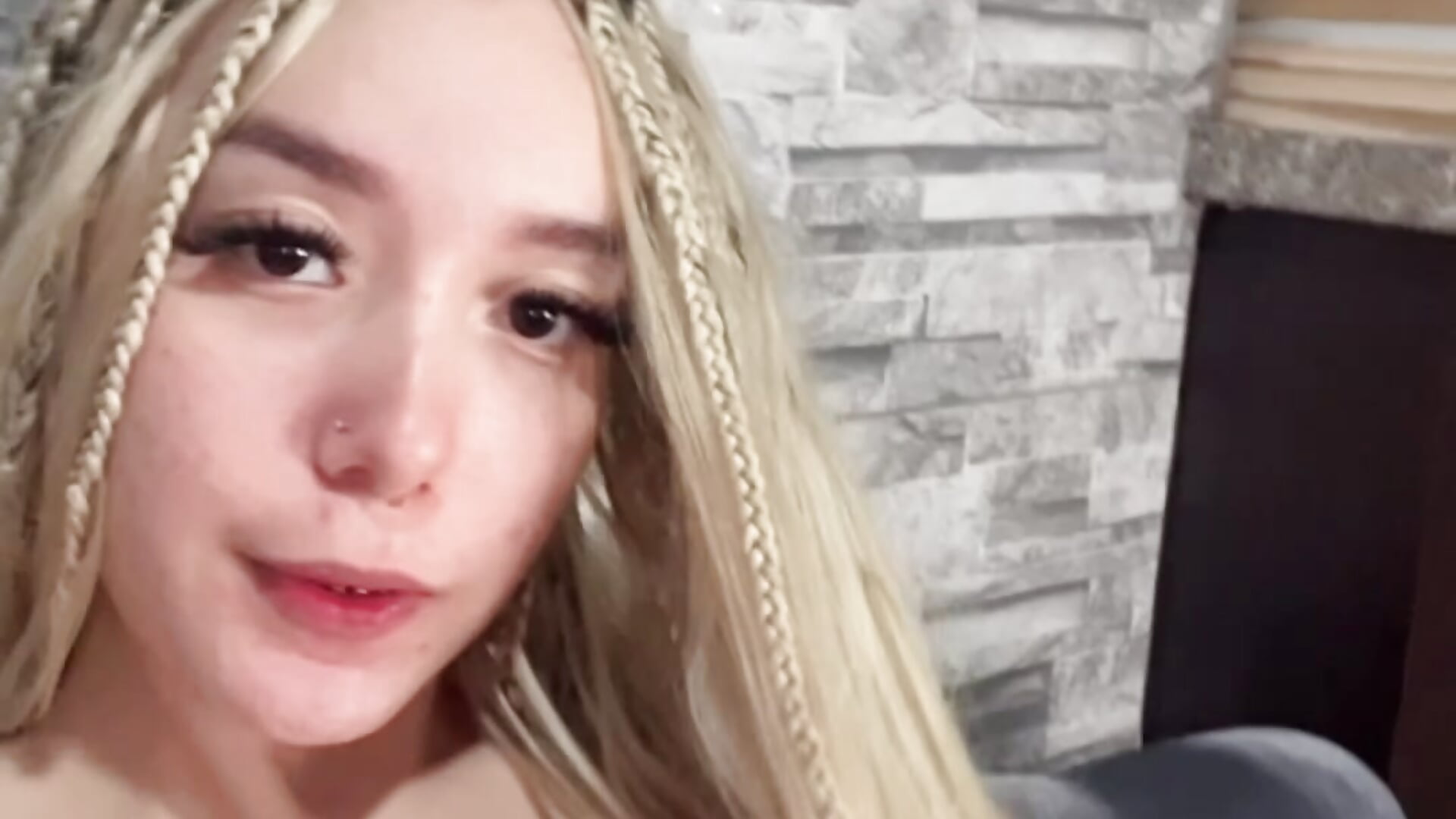 😍❤️ - video by alaia_princess cam model