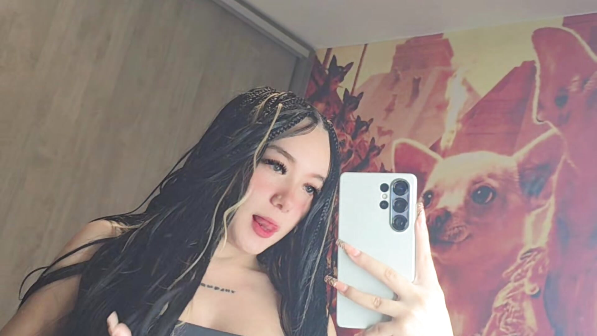 🫡 - vídeo de alaia_princess modelo de câmara