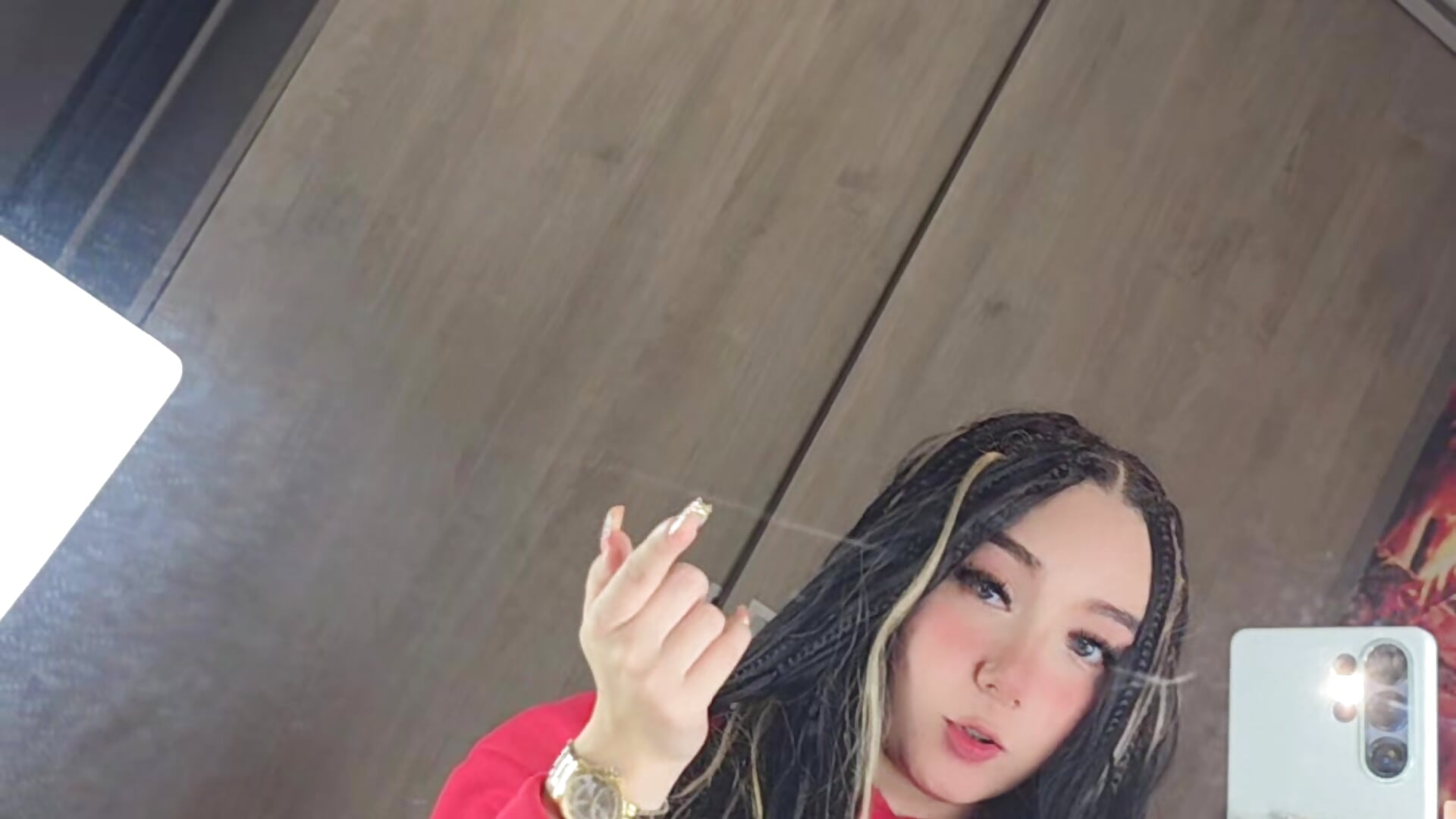 1002637800 – видео вебкам-модели alaia_princess