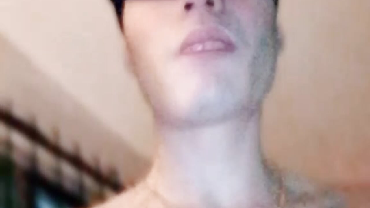 Hot — filmik boychino, modela(-lki) na kamerkach