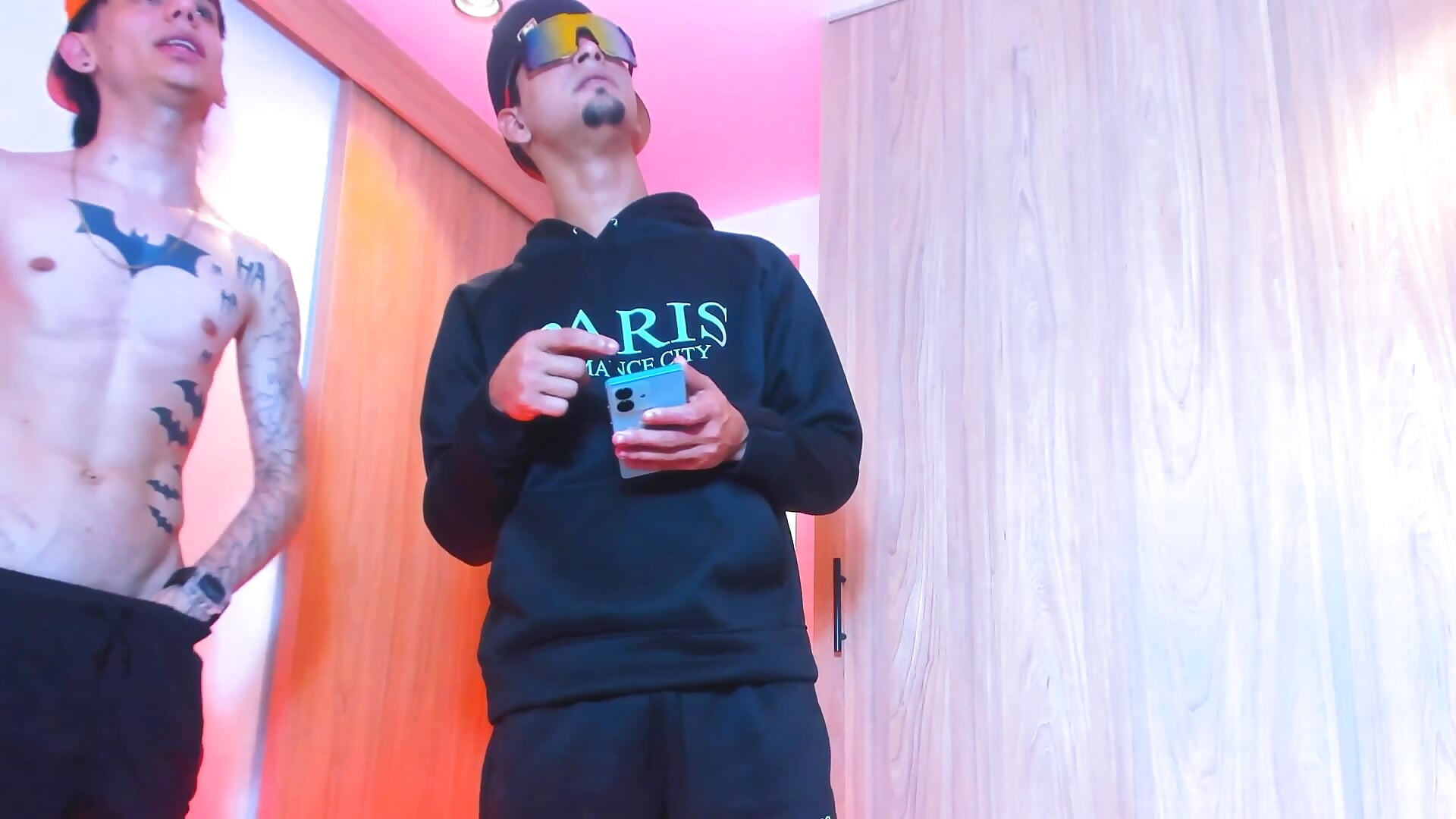 2026-01-31 21-58-44.mp4 - video TheBatMansion kameramallilta