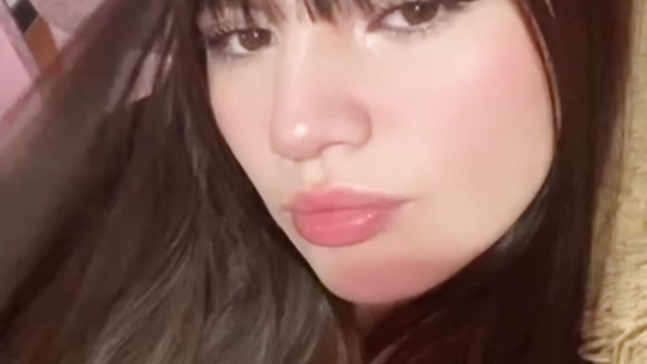 💋 - відео від вебкаммоделі angel_naturall