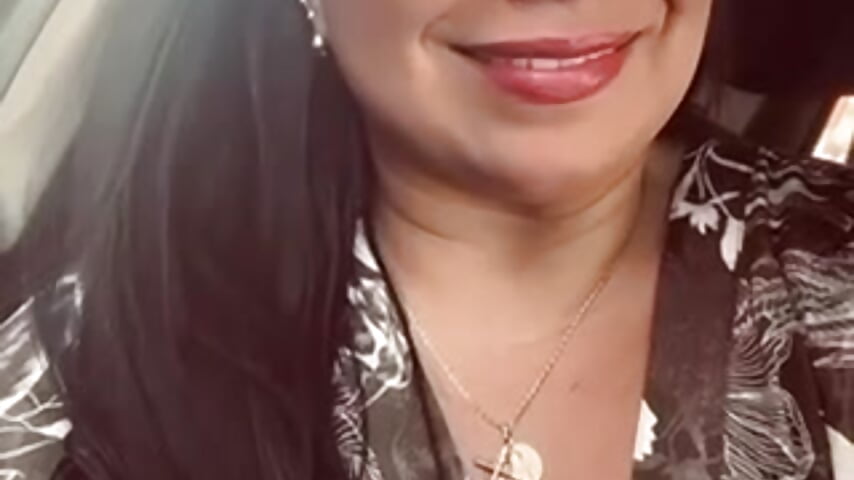 profile-intro-video-1776734790 – video od webkamerové modelky valle_salvaje