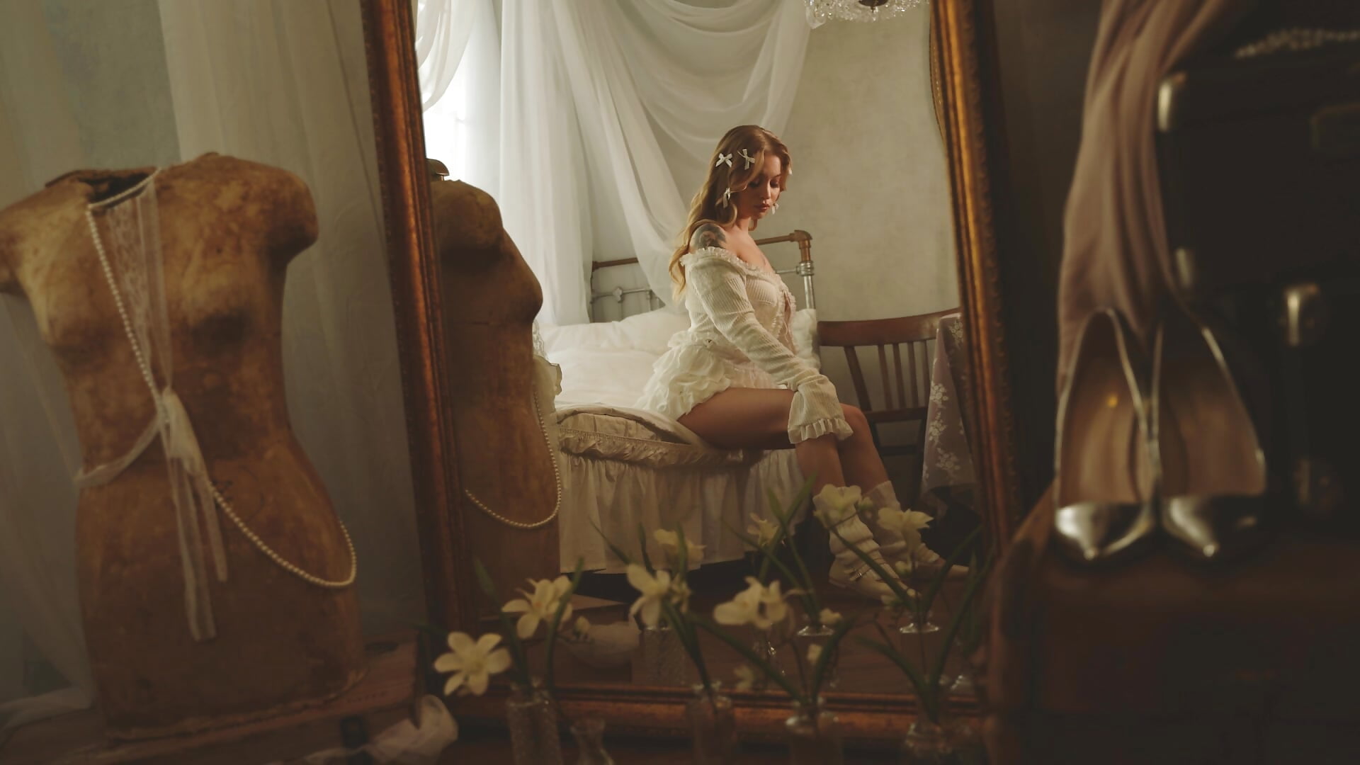 Love - Vídeo de MollyHilton, modelo de vídeos