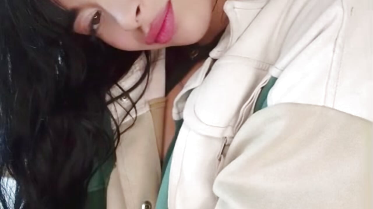 WhatsApp Video 2026-01-21 at 8,13,42 AM－カメラキャストのSasha-18の動画