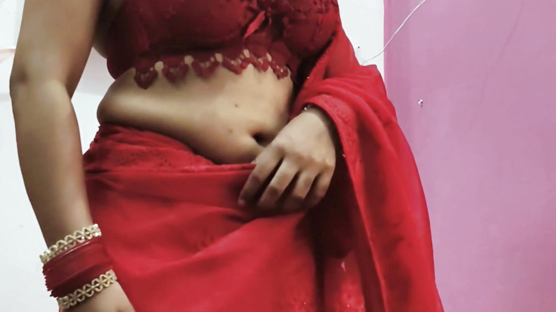 Bhabhi in red saree and sexy lingeries
