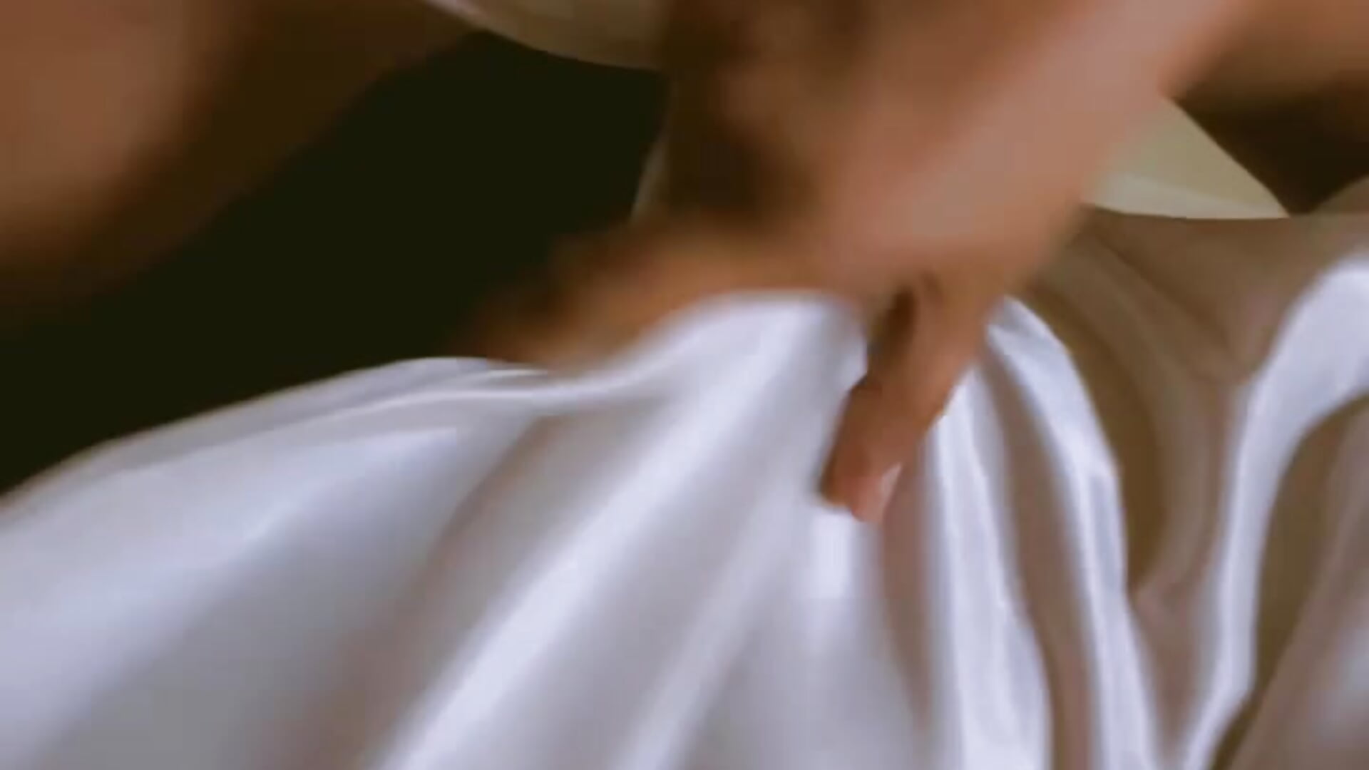 Inside my dress🎀💋 - video oleh QueenOfCurvesX kamera model