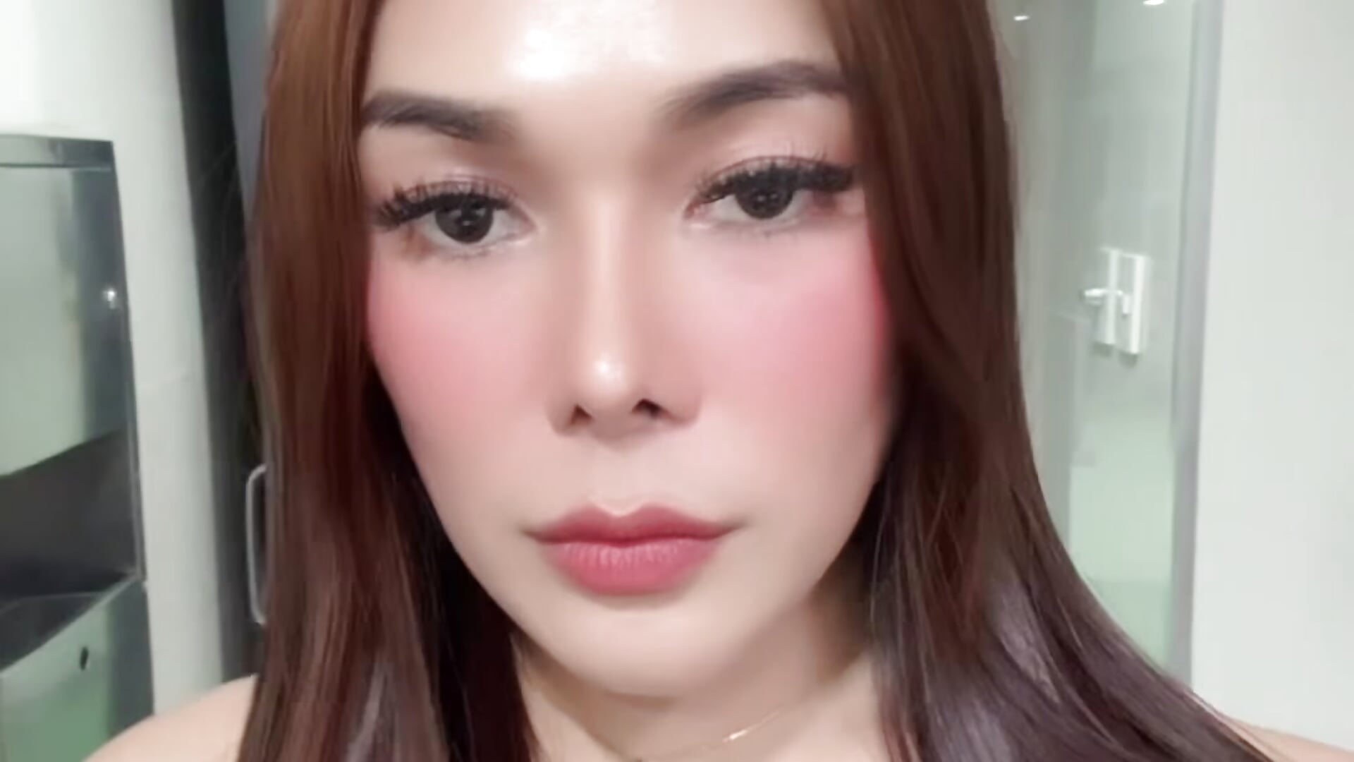 feeling pretty - video av Megwild cam-modell