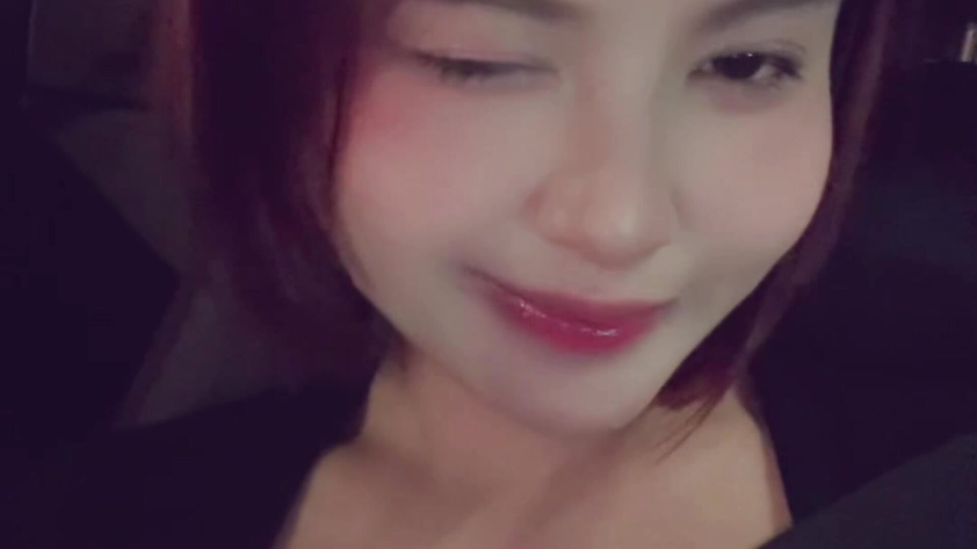 88c73e4649514ab1a3bfae35d1934701 - 視頻由 Phuong_Trang 主播提供