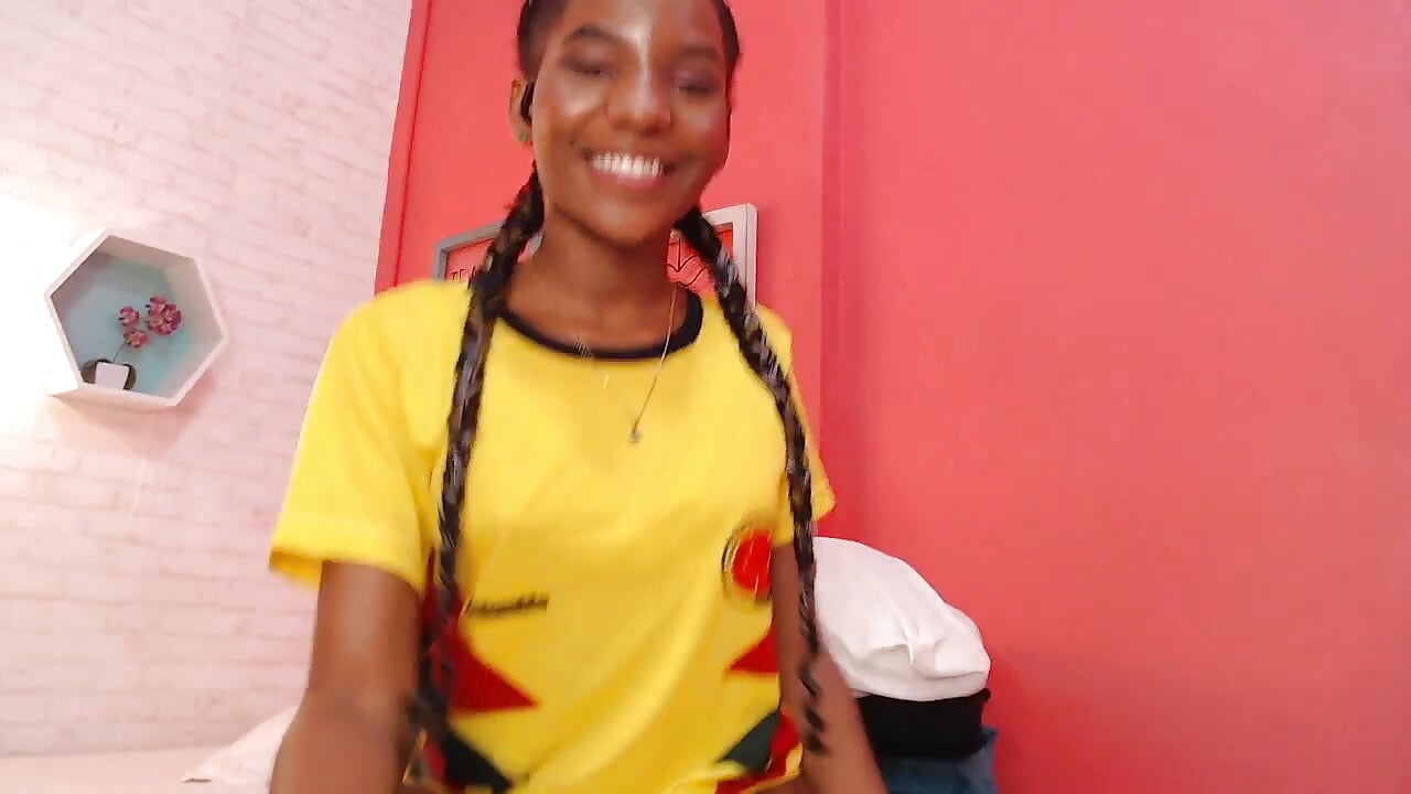 Ready to   be your  world  cup - video by channelsweett cam model