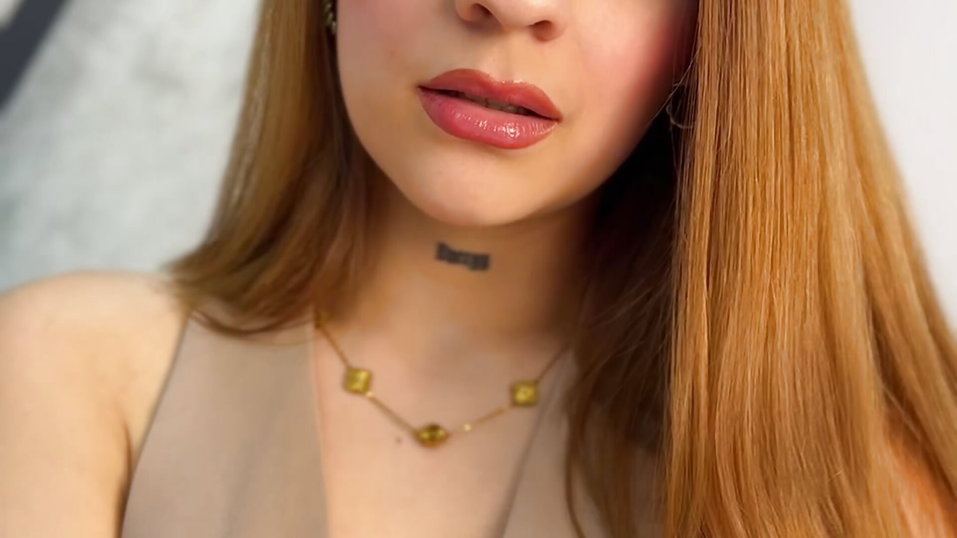 Come with me, I have something to show you💋 - clip cu AriaWillssX model videochat