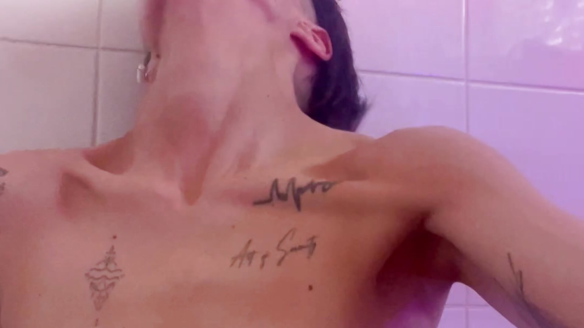 Olivia loving her 8inch dildo 💦 - فيديو من Olivia-Brooks موديل الكام