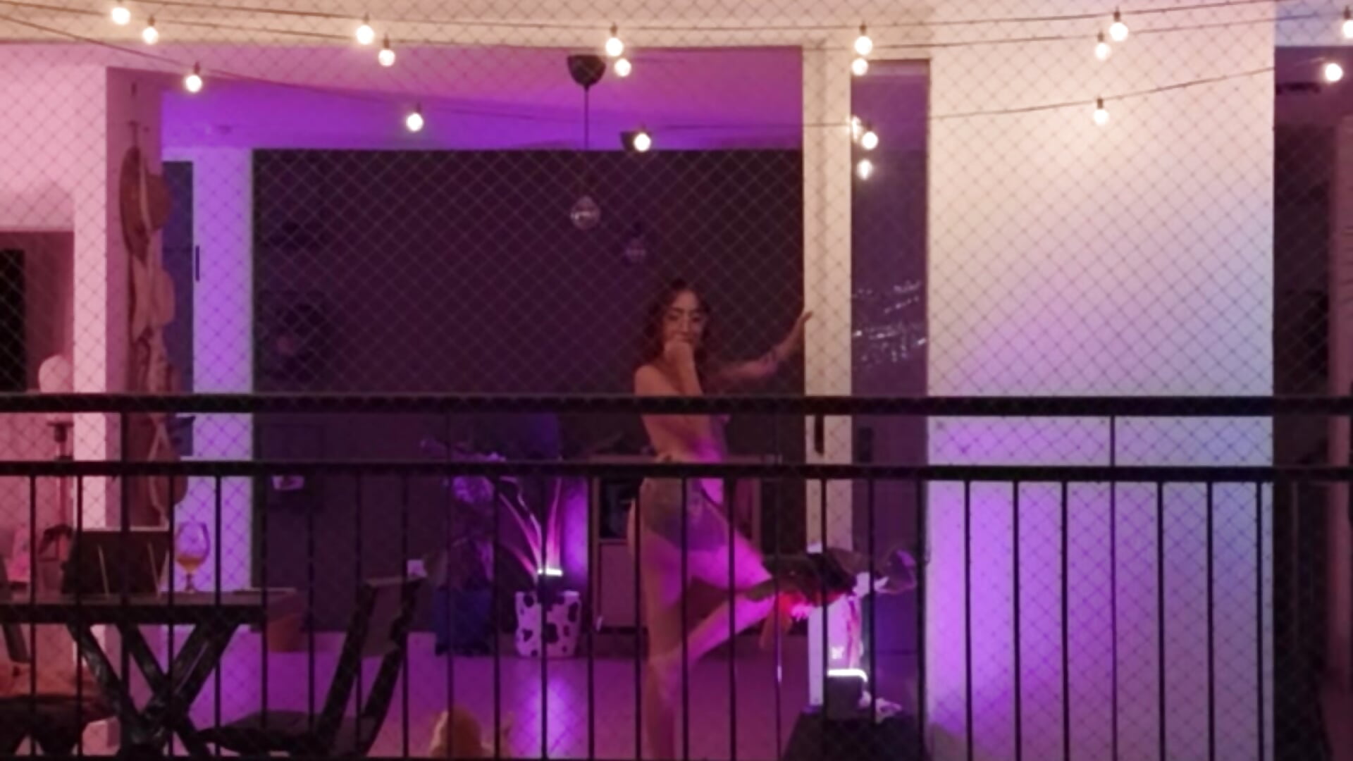 POV: Some creep watching her from the street - Vídeo de Maddie_fields, modelo de vídeos