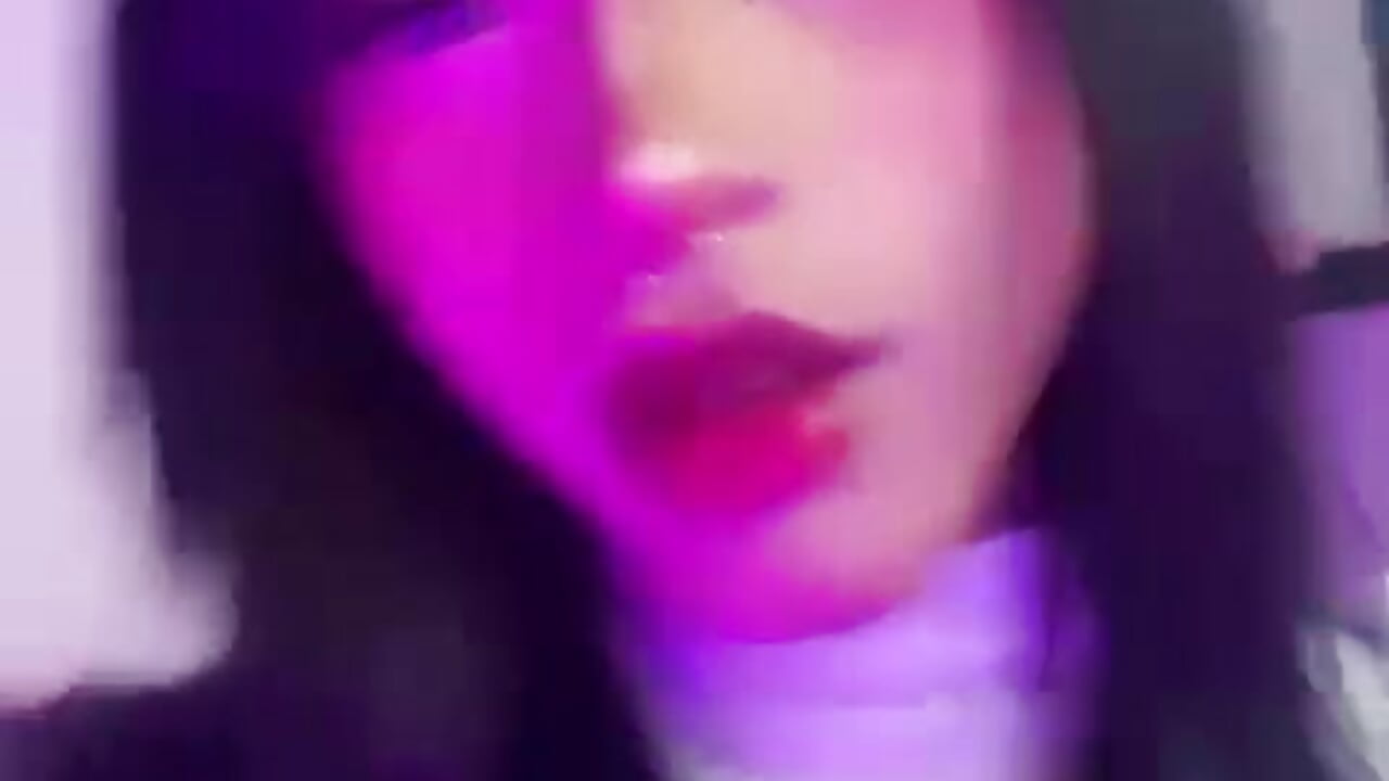 WhatsApp Video 2026-01-22 at 12,25,03 AM – video modela na kameri hannahmoonly