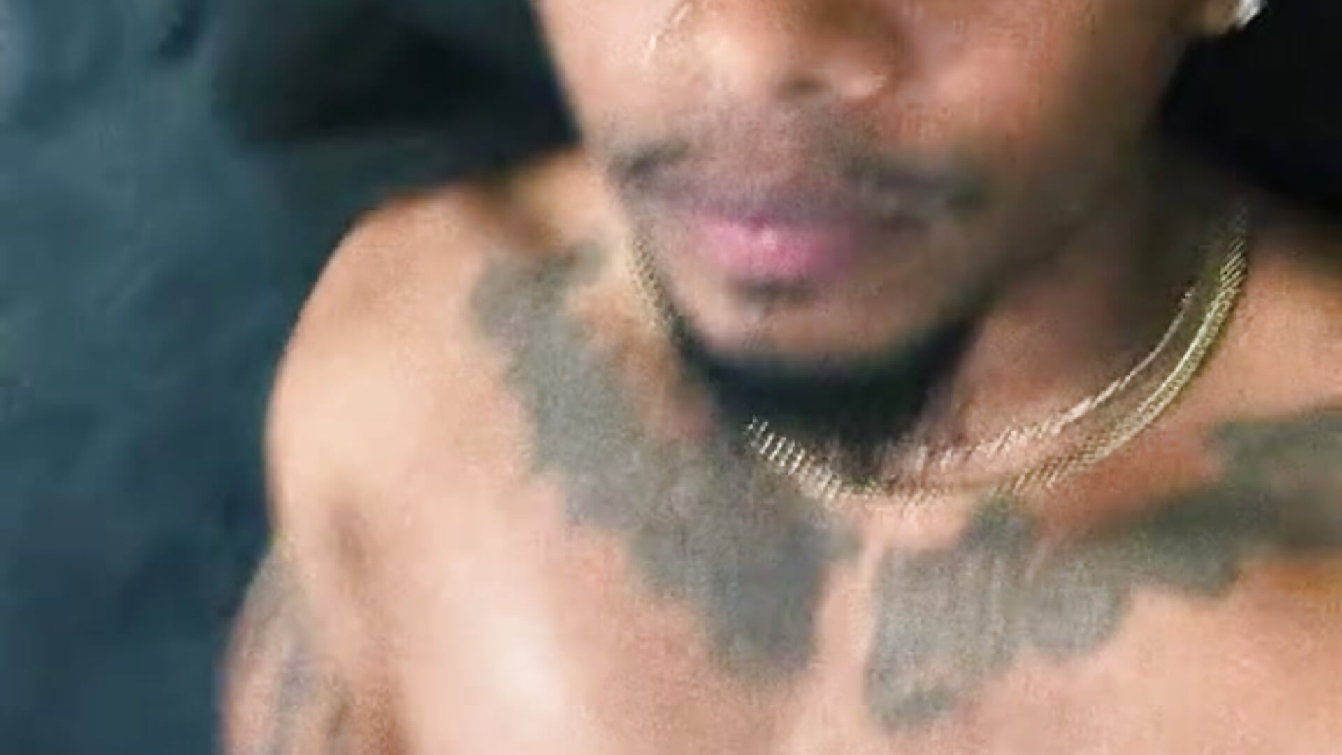 4EAF4156-FF70-4530-84DA-6FFD7595157E.mp4 - vidéo du modèle de showcams Foreign_papi