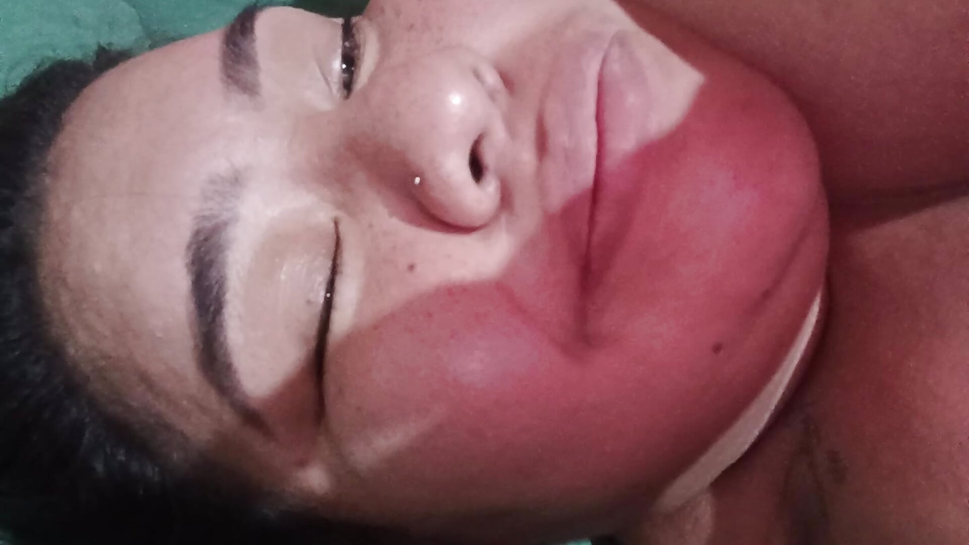 My piercing – video modela na kameri katalina_gomez6921