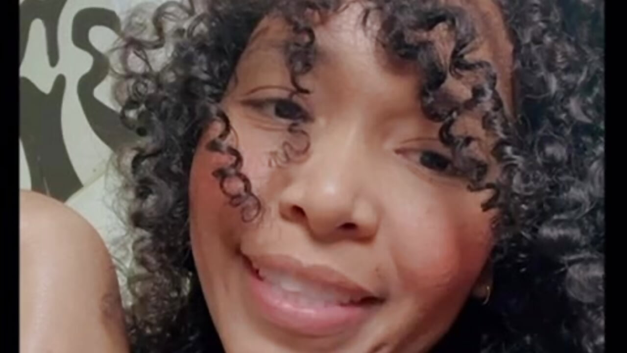 🤎 – video modela na kameri Nia13