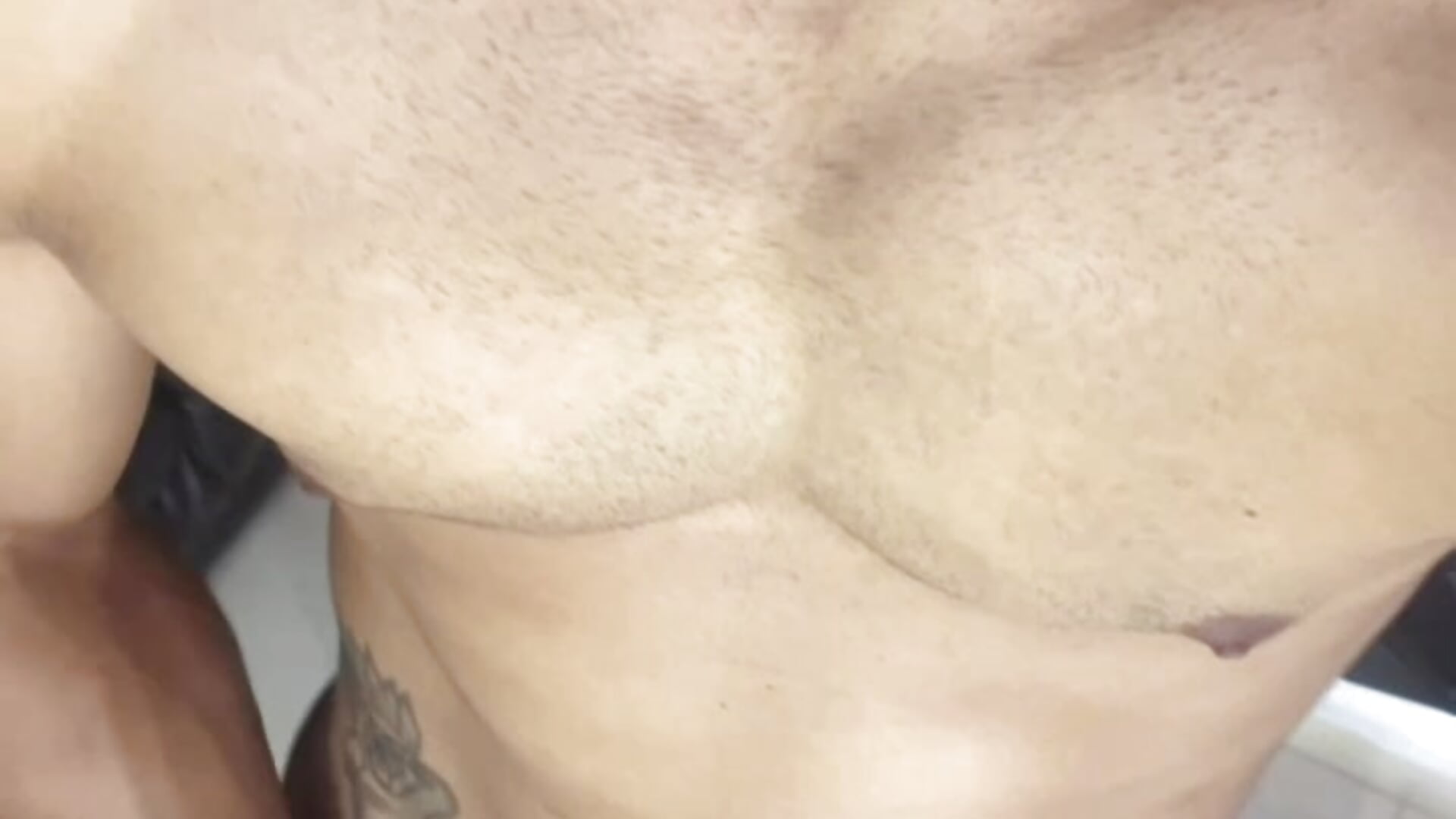 You want this big dick in your mouth😮‍💨 - vidéo du modèle de showcams bastian_bigcock