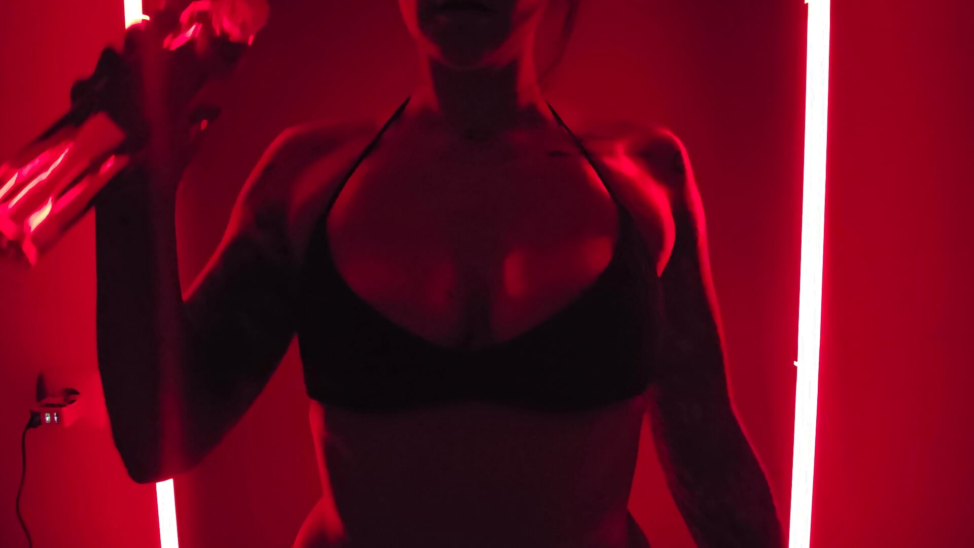 Oil 💦 – video modela na kameri ZafiraMooon