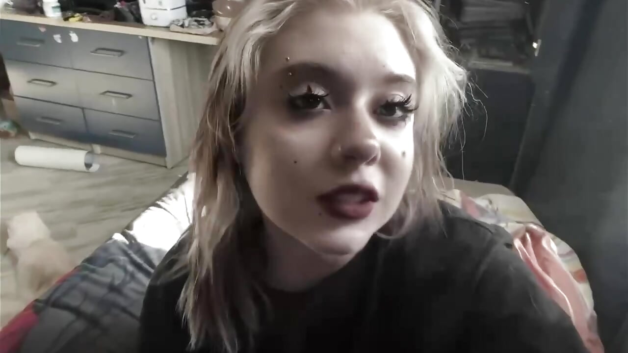 just emo lipsing<3 - vídeo de la modelo de cam lil_ayesha