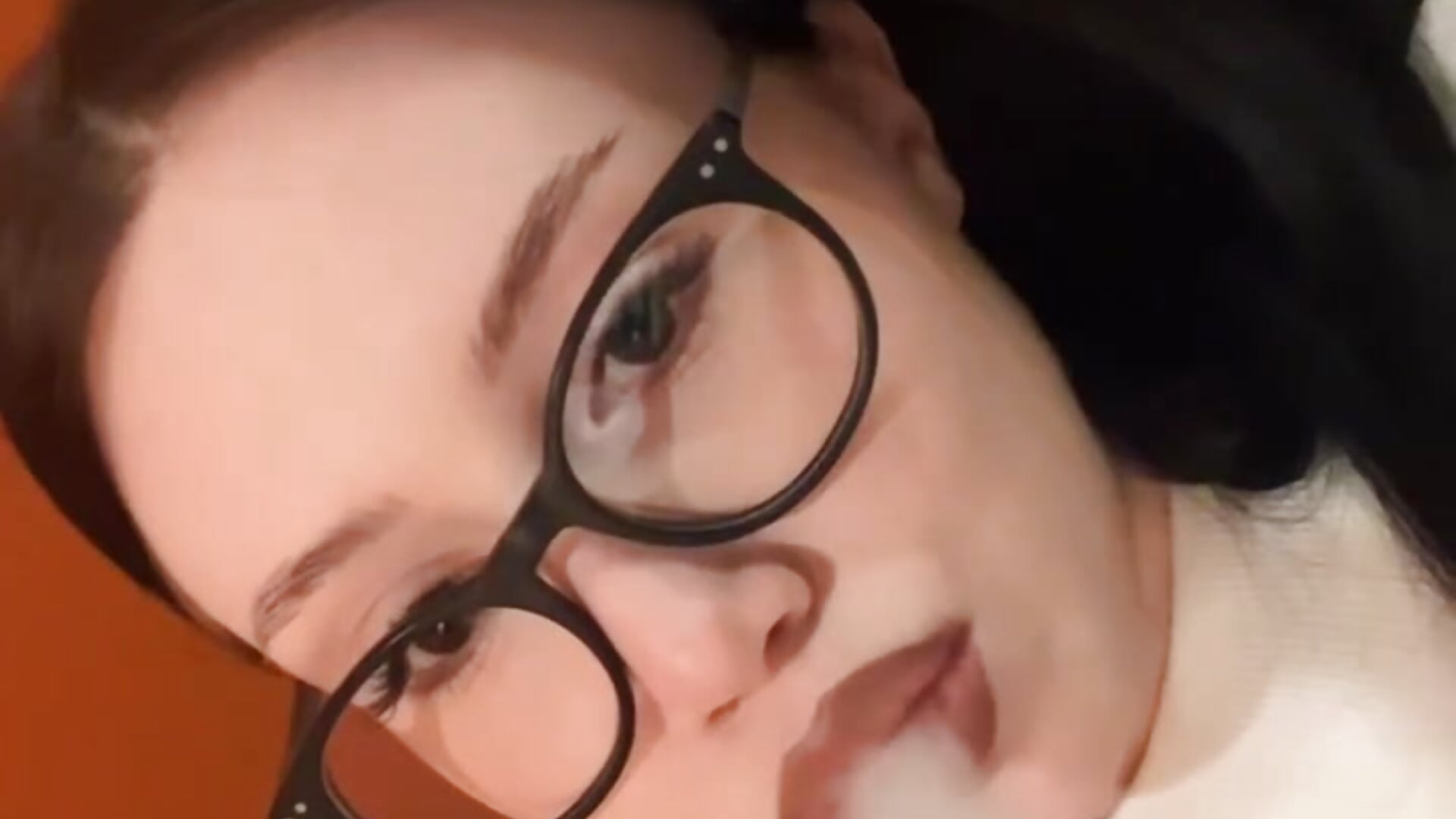 Me<3 - video van lylataylor_ cam-model