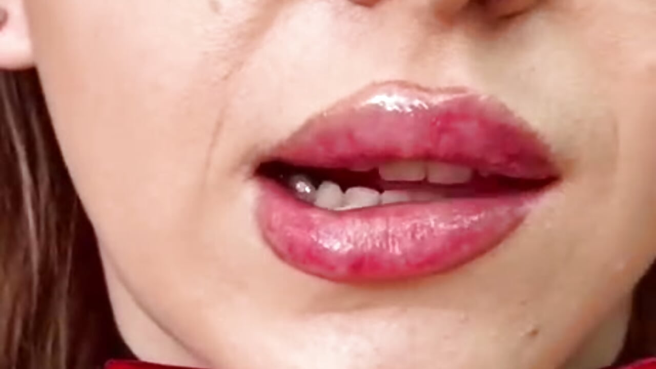 Valentine's Teaser - video av hornyb33_ cam-modell