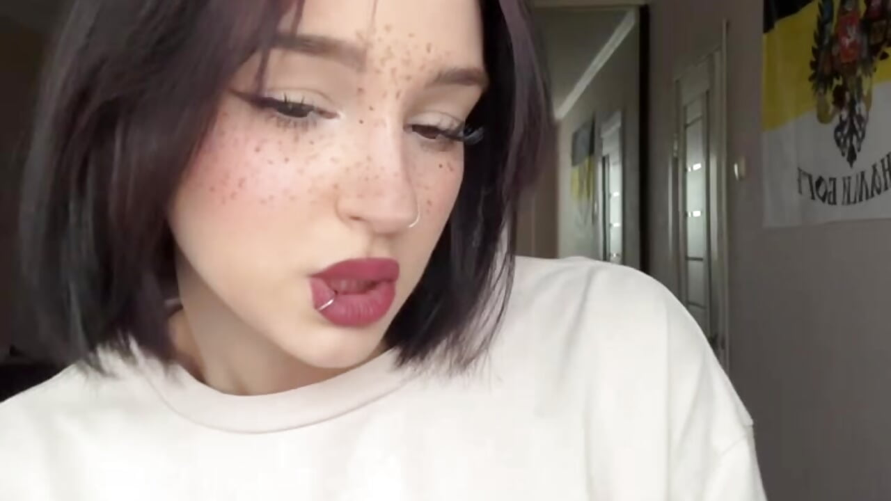 a little bit of me) – видео вебкам-модели _PixelQueen_