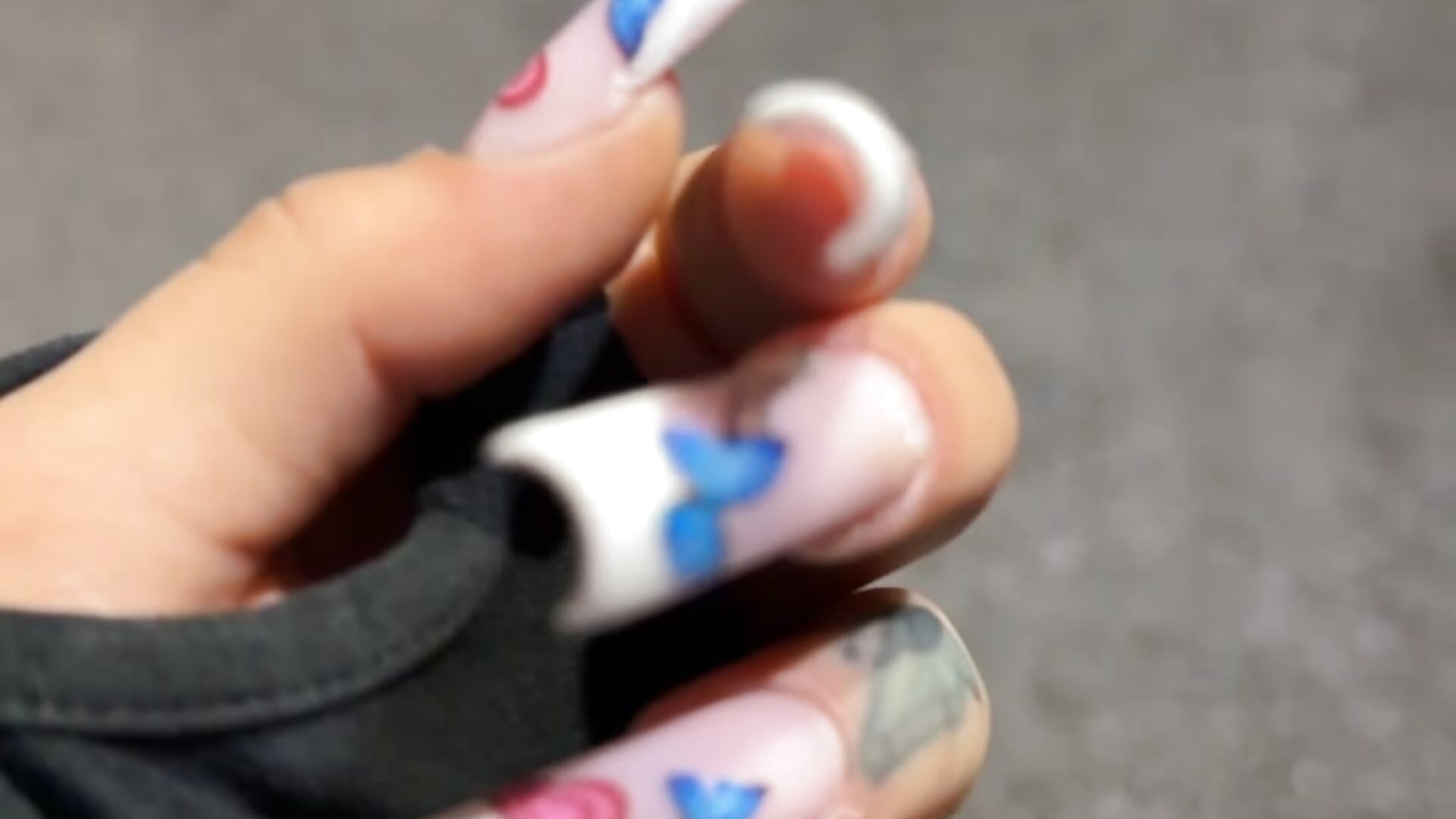 Subscrise to my fanclub to see more of my nails and toes sets👀🦋✨💘 - video by AnnastasiaJune cam model