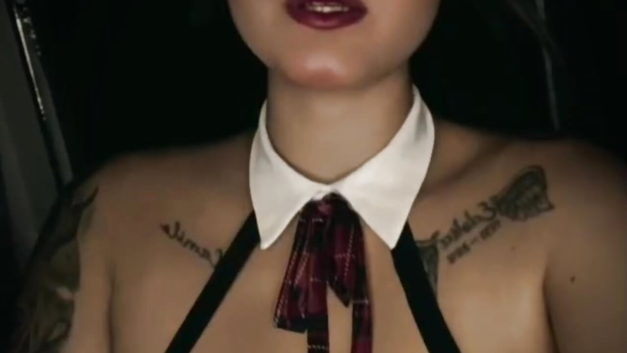 latina sexy – video af Tulatina03 cam-model