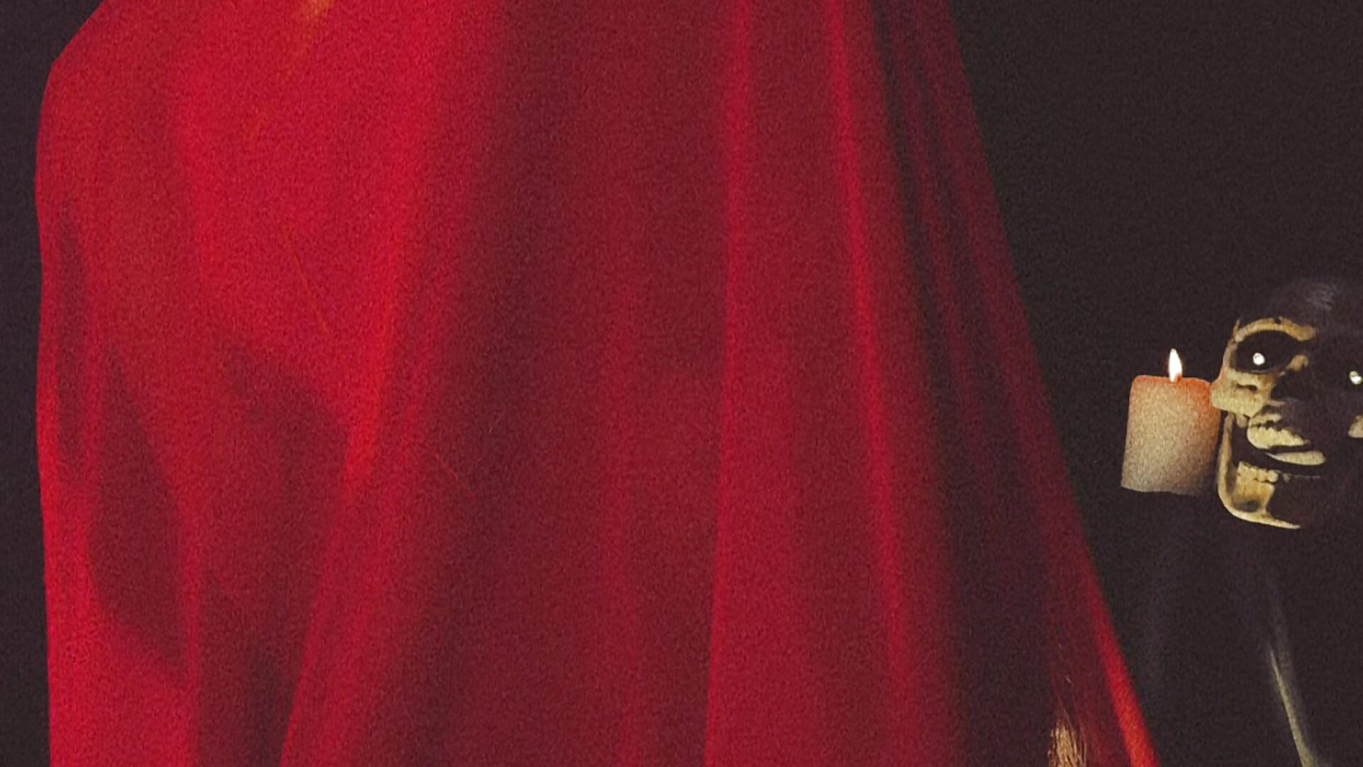 Shadows, transparencies and curves that bewitch... 🕸️🕯️ - فيديو من Alice-blaker موديل الكام