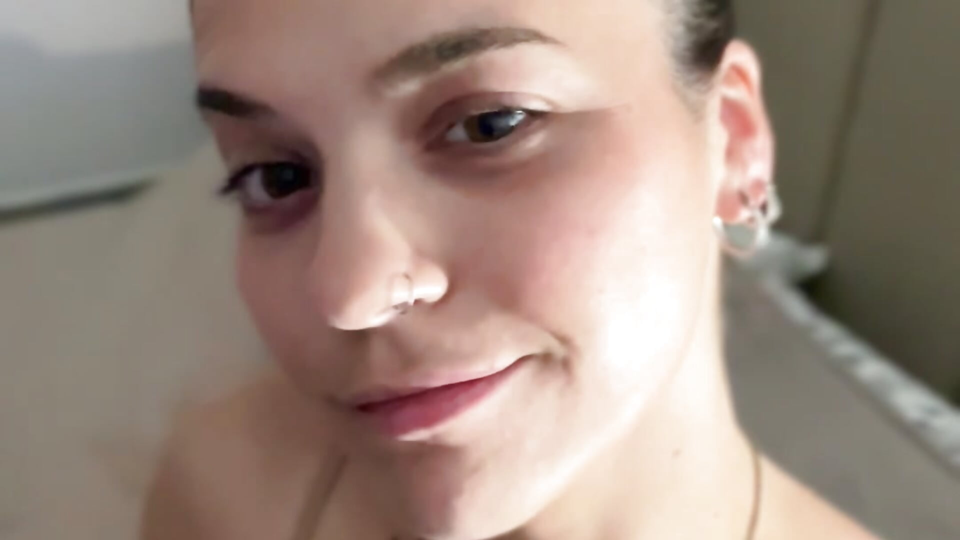 Mas en OF 🤫– Luna-HotLatina kameramodell videója