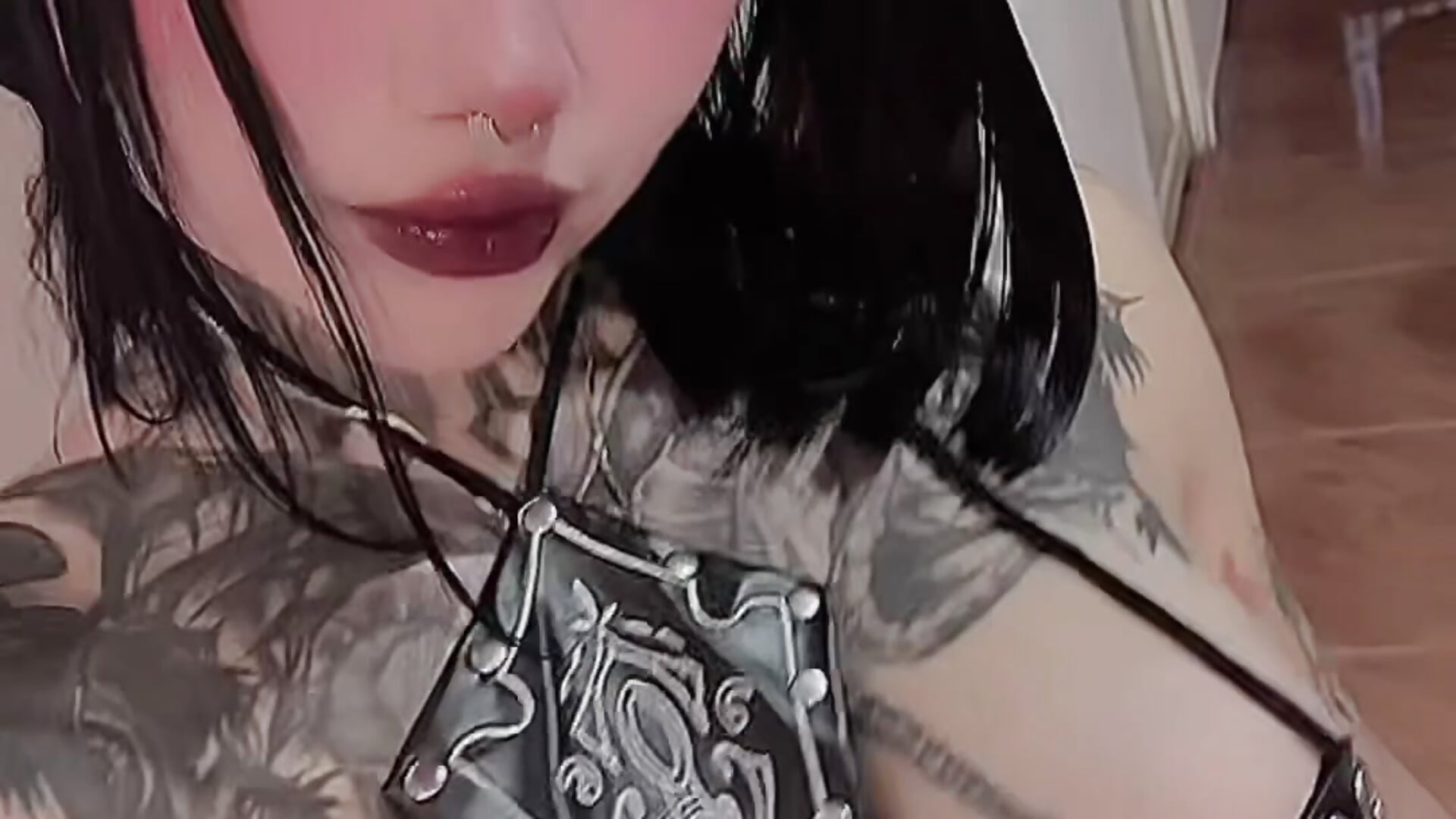 c9d93b1282c547409760f6e766d15948 - video của người mẫu cam Ammy____