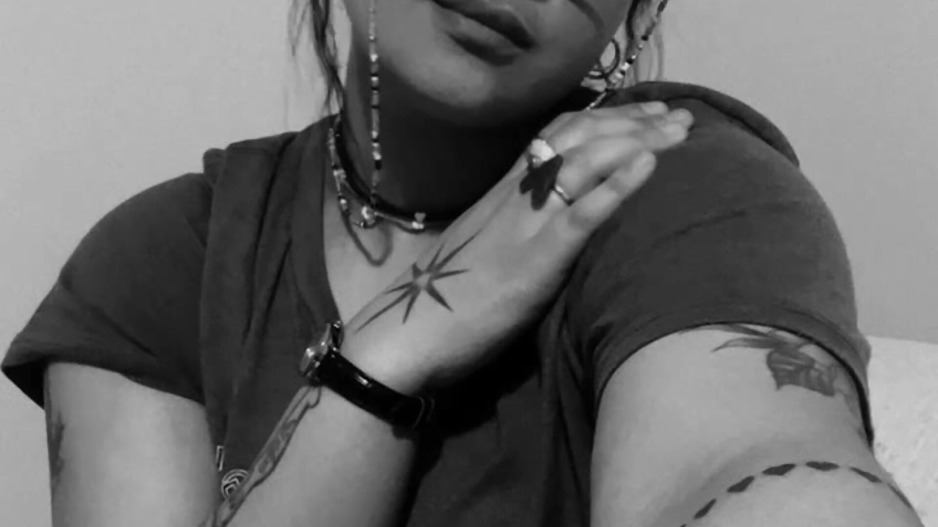 cac8e5d56fae438fbdc54ac2e7861d5b - clip cu BabyChanntal model videochat