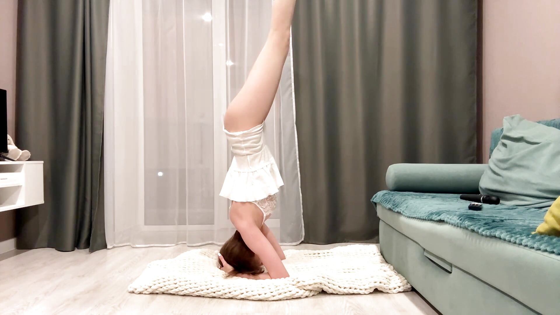 Crazy show! – video od webkamerové modelky MargaretShyandSkinny