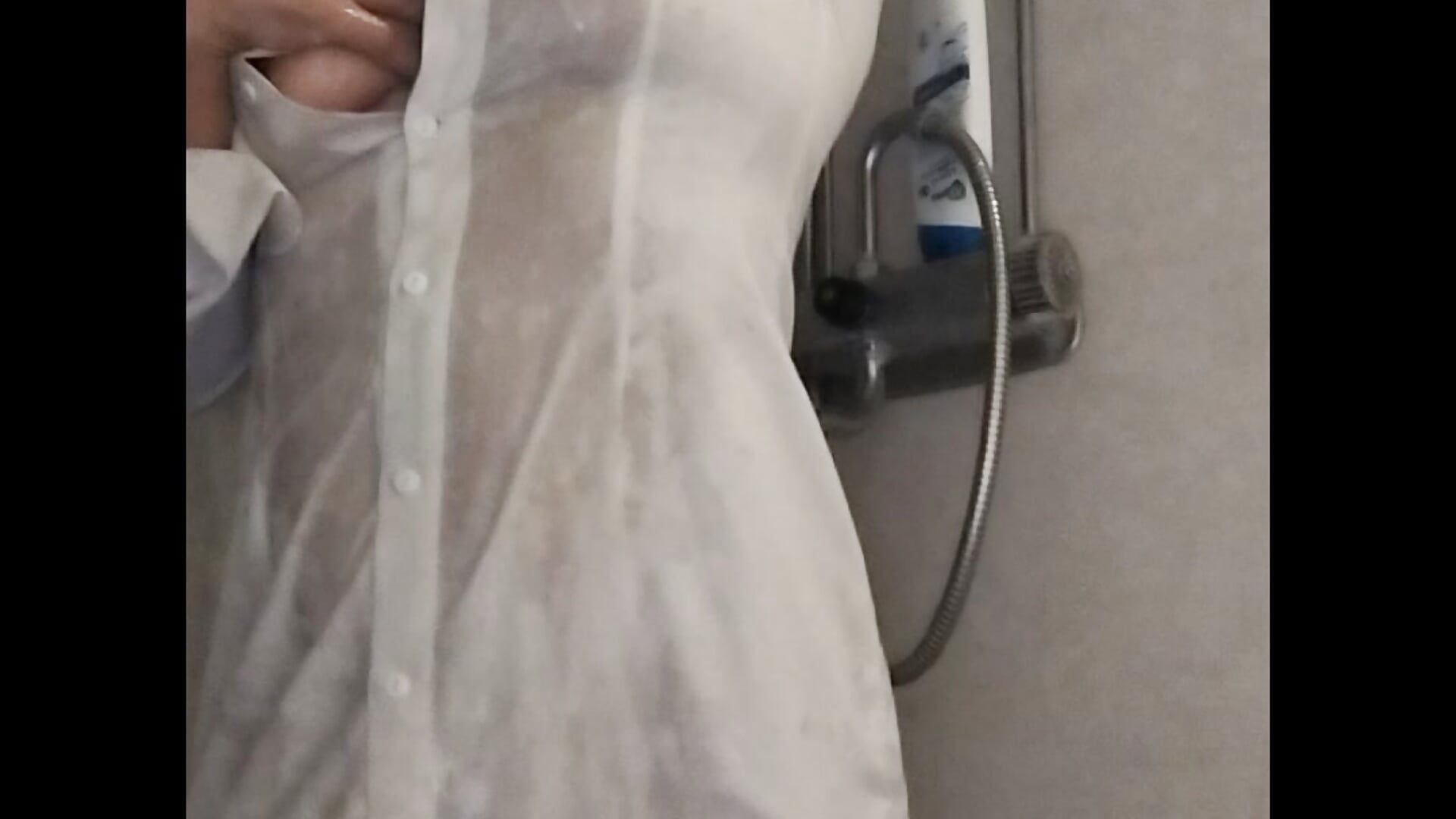 In the shower - vídeo de eva_luz modelo de câmara