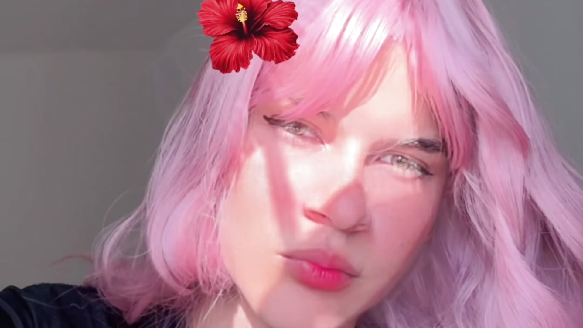 Face - video của người mẫu cam valeriabuterfly