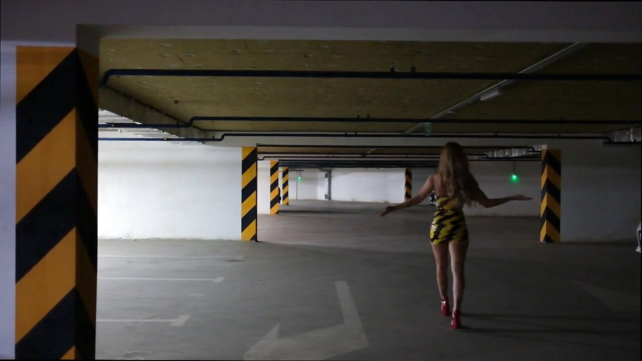 😅 - video by plugmyHDMI cam model