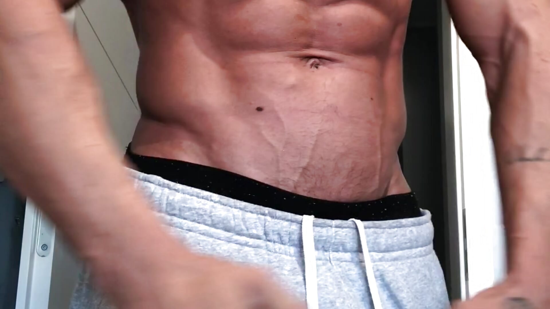 More flexing - vídeo de Angelofit1 modelo de câmara